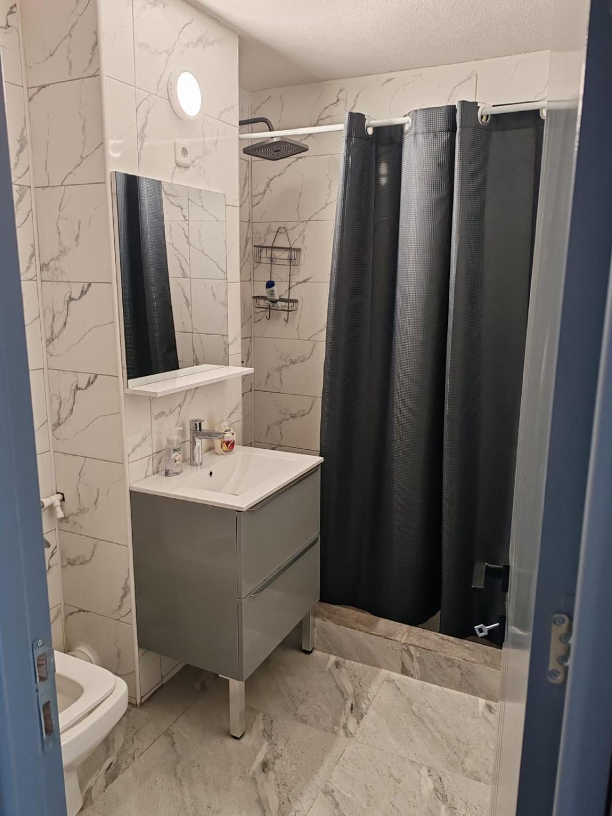 Appartamento Garsoniera G3 Craiova Esterno foto